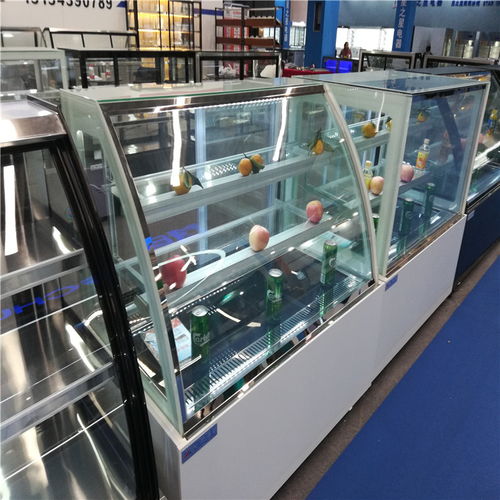 漢科機械生產廠家在內蒙古蛋糕柜厚度開發中的創新與實踐